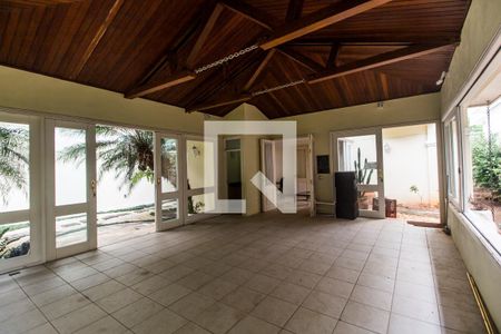 Casa de condomínio à venda com 750m², 5 quartos e 8 vagas Casa de condomínio à venda com 750m², 5 quartos e 8 vagasSalão de Festas
