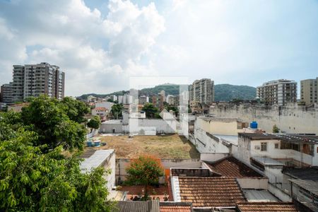 Vista do Quarto 2 de apartamento para alugar com 2 quartos, 65m² em Vila Isabel, Rio de Janeiro