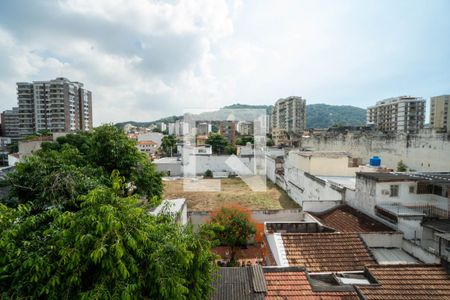 Vista do Quarto 1 de apartamento para alugar com 2 quartos, 65m² em Vila Isabel, Rio de Janeiro