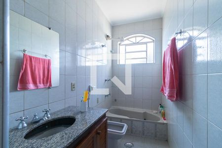 Banheiro da suíte de casa à venda com 3 quartos, 145m² em Jardim Boa Esperança, Campinas