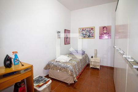 Casa à venda com 200m², 4 quartos e sem vaga Casa à venda com 200m², 4 quartos e sem vagaQuarto 2