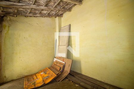 Casa à venda com 200m², 4 quartos e sem vaga Casa à venda com 200m², 4 quartos e sem vagaQuarto 4