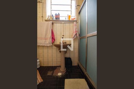 Casa à venda com 200m², 4 quartos e sem vaga Casa à venda com 200m², 4 quartos e sem vagaBanheiro Social