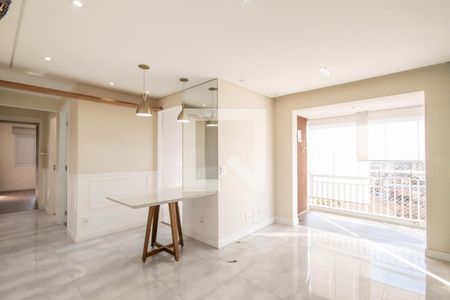 Sala de apartamento para alugar com 2 quartos, 53m² em Quitaúna, Osasco