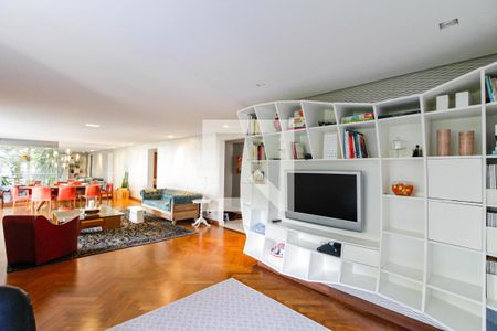 Sala de TV de apartamento à venda com 3 quartos, 244m² em Chácara Santo Antônio (zona Sul), São Paulo