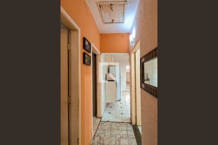 Casa à venda com 149m², 3 quartos e 2 vagas Casa à venda com 149m², 3 quartos e 2 vagasCorredor