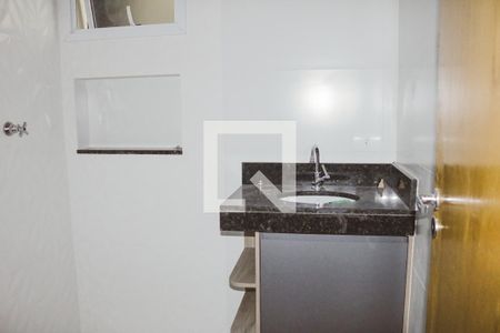 Banheiro de apartamento à venda com 1 quarto, 29m² em Parque Peruche, São Paulo