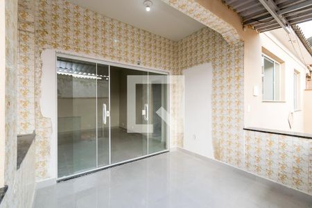 Varanda da Sala de casa para alugar com 2 quartos, 50m² em Cordovil, Rio de Janeiro