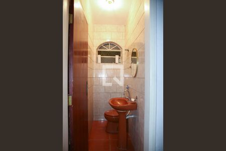 Lavabo de casa à venda com 2 quartos, 120m² em Santa Amélia, Belo Horizonte