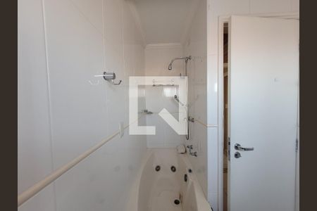 Banheiro da Suíte de apartamento à venda com 2 quartos, 110m² em Chácara da Barra, Campinas