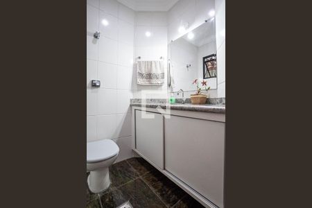Lavabo 1  de casa à venda com 3 quartos, 320m² em Ouro Preto, Belo Horizonte