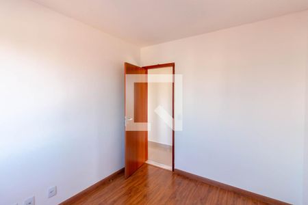 Quarto 2 de apartamento à venda com 3 quartos, 70m² em Araguaia, Belo Horizonte