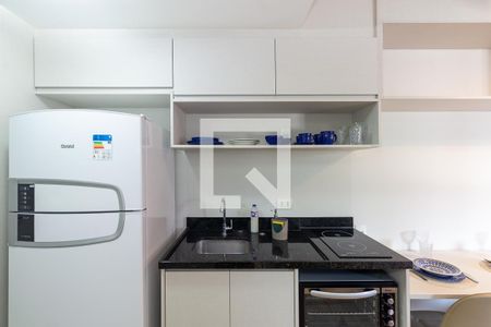 Cozinha de kitnet/studio para alugar com 1 quarto, 27m² em Indianópolis, São Paulo