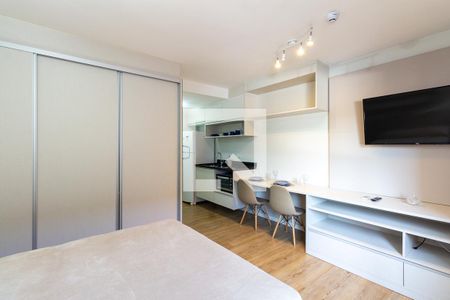 Sala/Quarto de kitnet/studio para alugar com 1 quarto, 27m² em Indianópolis, São Paulo