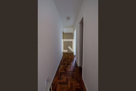 Corredor de kitnet/studio para alugar com 1 quarto, 40m² em Centro Histórico, Porto Alegre