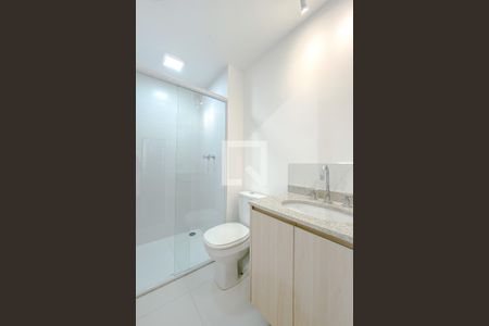 Banheiro de kitnet/studio para alugar com 1 quarto, 21m² em Belenzinho, São Paulo