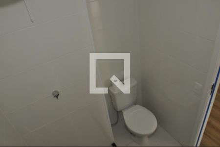 Banheiro de kitnet/studio à venda com 1 quarto, 28m² em Vila Dom Pedro I, São Paulo