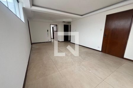 Sala de apartamento para alugar com 1 quarto, 110m² em Centro, Suzano