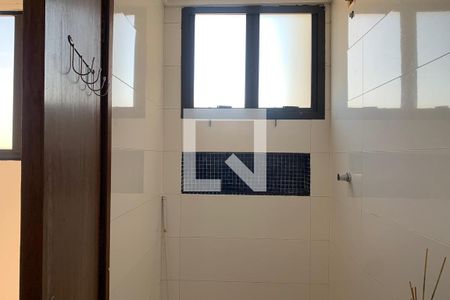 Banheiro da Suíte de apartamento para alugar com 1 quarto, 110m² em Centro, Suzano