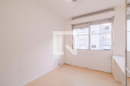 Quarto 1 de apartamento para alugar com 2 quartos, 56m² em Azenha, Porto Alegre