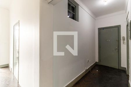 Corredor de Entrada de apartamento à venda com 2 quartos, 58m² em Centro Histórico de São Paulo, São Paulo