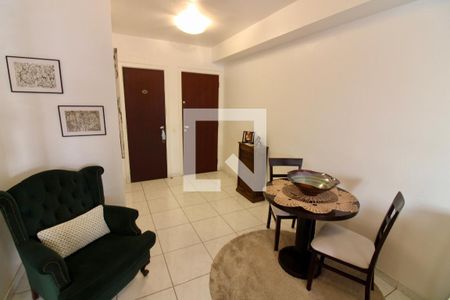 Sala de apartamento para alugar com 3 quartos, 92m² em Recreio dos Bandeirantes, Rio de Janeiro