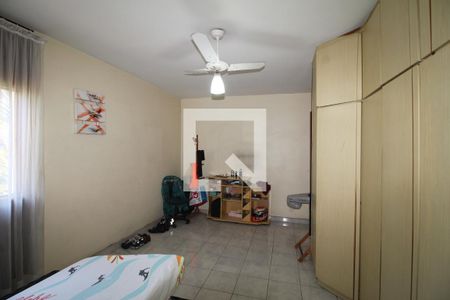 Quarto 1   de casa à venda com 3 quartos, 229m² em Penha de França, São Paulo