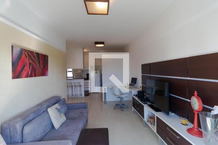 Salas de apartamento à venda com 1 quarto, 73m² em Cambuí, Campinas