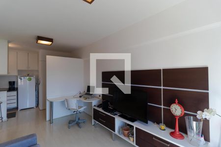 Salas de apartamento à venda com 1 quarto, 73m² em Cambuí, Campinas