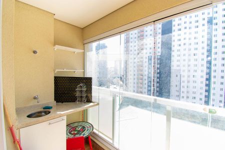 Varanda de kitnet/studio para alugar com 1 quarto, 26m² em Vila Prudente, São Paulo