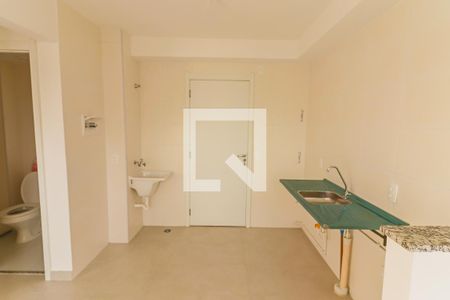 Sala / Cozinha /Lavanderia de apartamento para alugar com 2 quartos, 32m² em Jardim Celeste, São Paulo