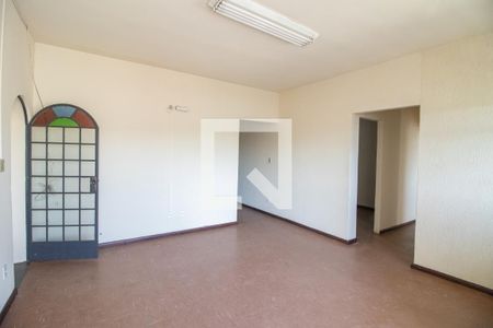 Sala de casa à venda com 6 quartos, 280m² em Centro, Betim