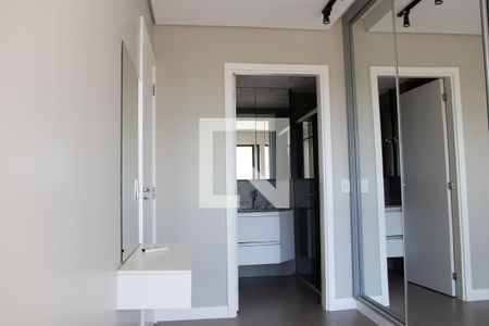 Quarto com suíte  de apartamento para alugar com 2 quartos, 66m² em Guará Ii, Brasília