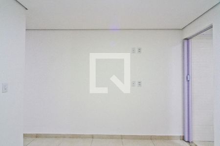 Quarto de casa para alugar com 1 quarto, 26m² em Jardim Peri, São Paulo