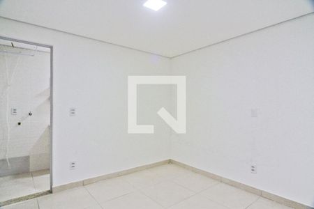 Quarto de casa para alugar com 1 quarto, 26m² em Jardim Peri, São Paulo