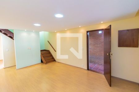 Sala de casa à venda com 3 quartos, 124m² em Parque Continental, São Paulo