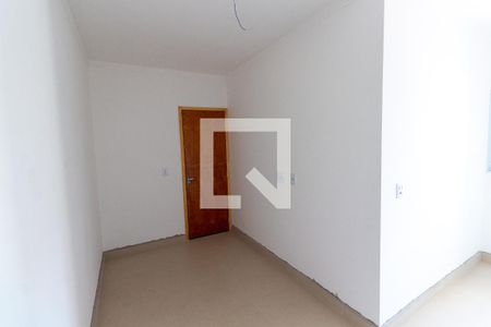 Quarto 1 de apartamento para alugar com 2 quartos, 45m² em Vila Nova Savoia, São Paulo