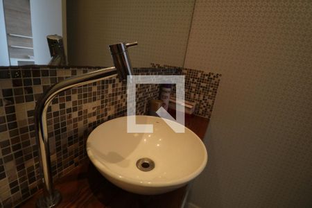 Lavabo de apartamento para alugar com 3 quartos, 100m² em Jardim Arpoador, São Paulo