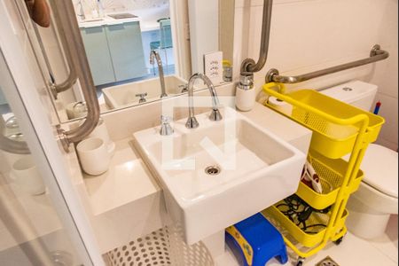 Studio para alugar com 28m², 1 quarto e sem vaga Studio para alugar com 28m², 1 quarto e sem vagaBanheiro