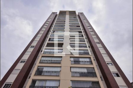Apartamento para alugar com 103m², 2 quartos e 3 vagas Apartamento para alugar com 103m², 2 quartos e 3 vagasFachada