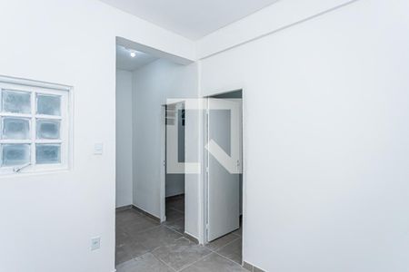 Sala e cozinha de apartamento para alugar com 2 quartos, 28m² em Jardim Cidade Pirituba, São Paulo