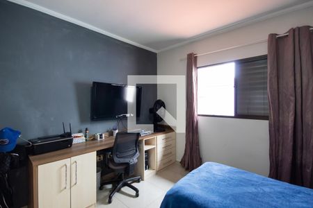 Casa à venda com 149m², 3 quartos e 4 vagas Casa à venda com 149m², 3 quartos e 4 vagasQuarto 2