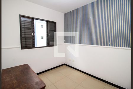 Quarto 1 de apartamento para alugar com 2 quartos, 54m² em Santa Cruz, Belo Horizonte