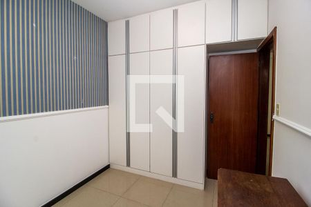 Quarto 1 de apartamento para alugar com 2 quartos, 54m² em Santa Cruz, Belo Horizonte