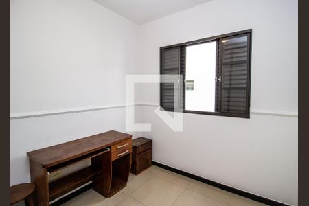 Quarto 1 de apartamento para alugar com 2 quartos, 54m² em Santa Cruz, Belo Horizonte