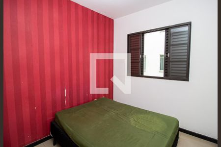 Quarto 2 de apartamento para alugar com 2 quartos, 54m² em Santa Cruz, Belo Horizonte