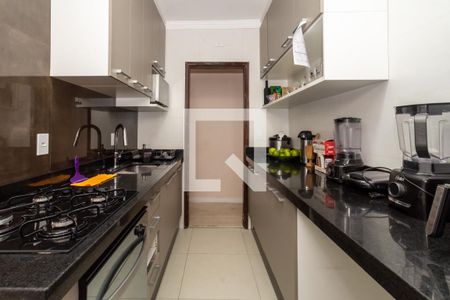 Cozinha de apartamento para alugar com 1 quarto, 48m² em Jardim Terezópolis, Guarulhos