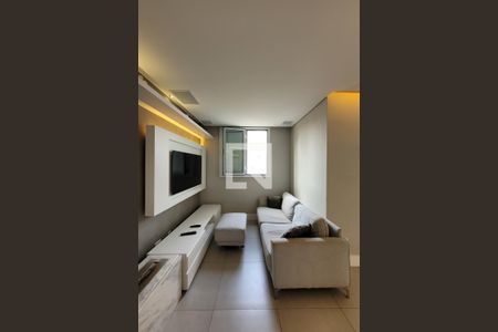 sala de estar de apartamento à venda com 2 quartos, 69m² em Vila das Mercês, São Paulo