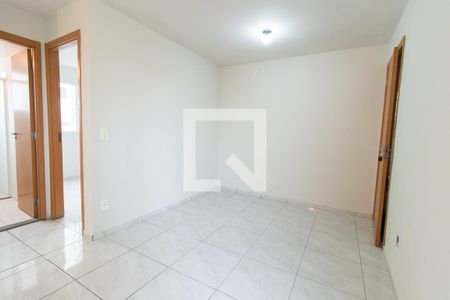 Sala de apartamento para alugar com 2 quartos, 38m² em Colônia Rio Grande, São José dos Pinhais