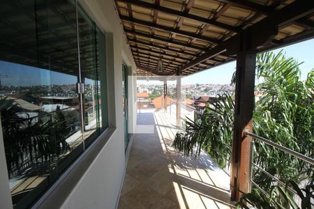 Varanda de apartamento à venda com 5 quartos, 480m² em Vila São Gabriel, Belo Horizonte